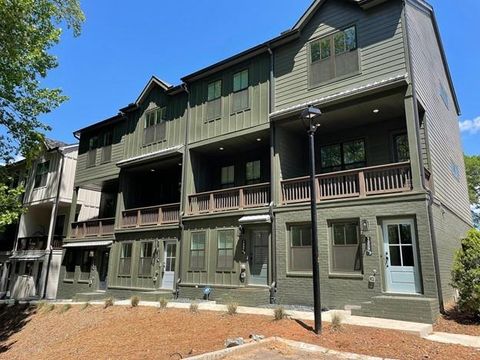 1369 Breezy Circle SE 98 Atlanta GA 30315
