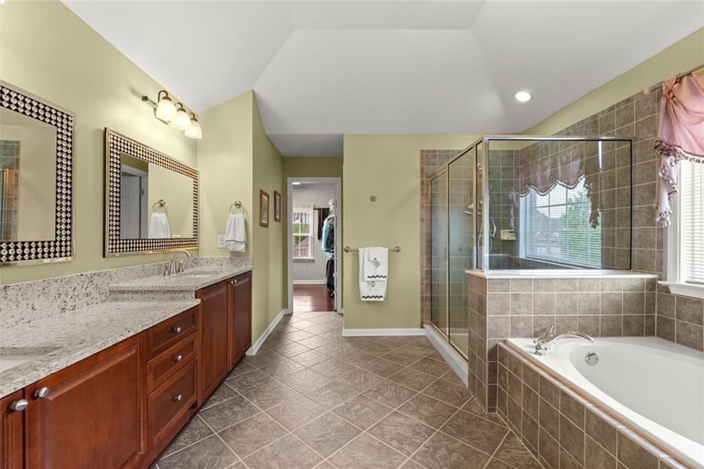 4605 Heathcliff Way, Cumming, Georgia image 22