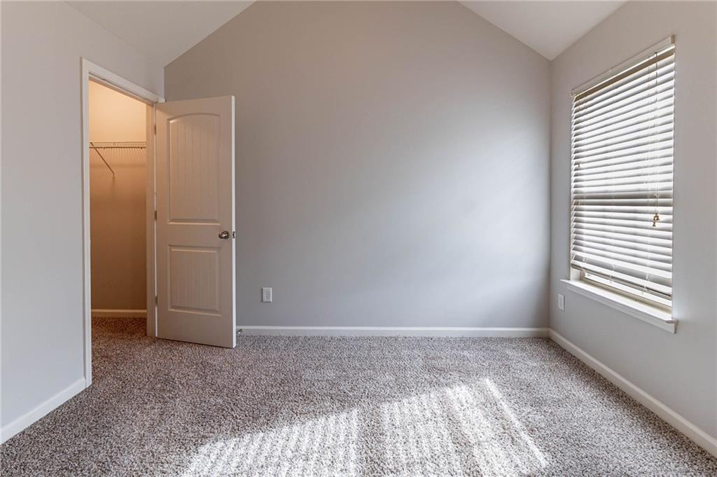 204 Saintvry Path, Atlanta, Georgia image 33