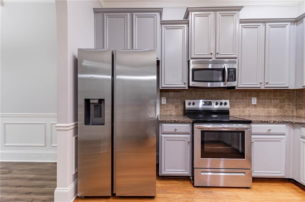 204 Saintvry Path, Atlanta, Georgia image 6
