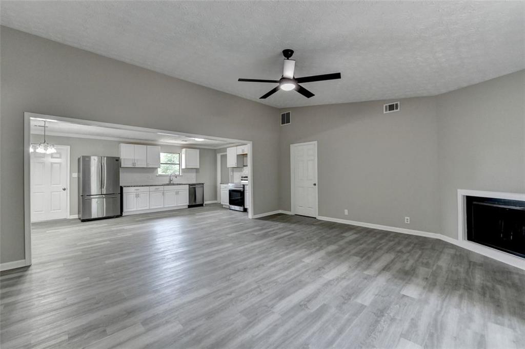 396 Independence Drive, Jonesboro, Georgia image 6