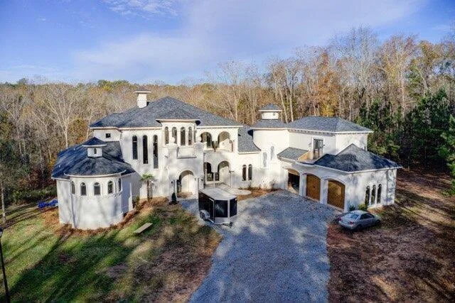1628 Golden Creek Court SW