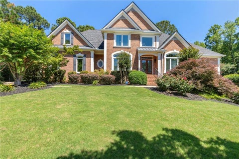 Homes For Sale - 6465 Darely Court<br/> Cumming, GA 30040