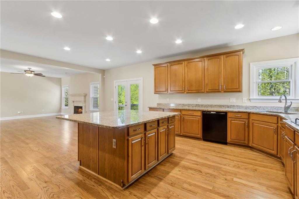 5480 Sandstone Court, Cumming, Georgia image 25