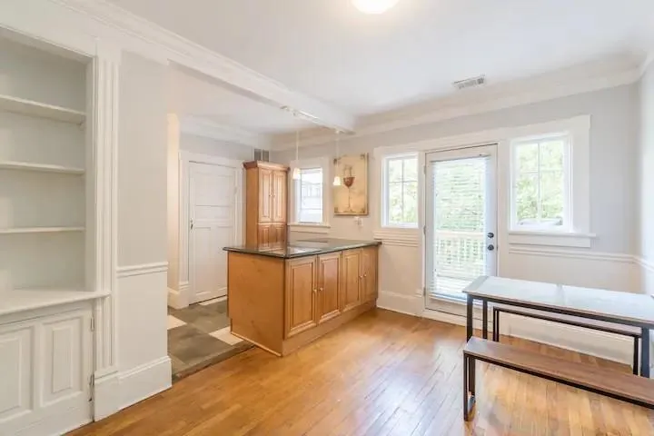 Atlanta, Georgia 30308, United States, 2 Bedrooms Bedrooms, ,1 BathroomBathrooms,Residential,Active,20884