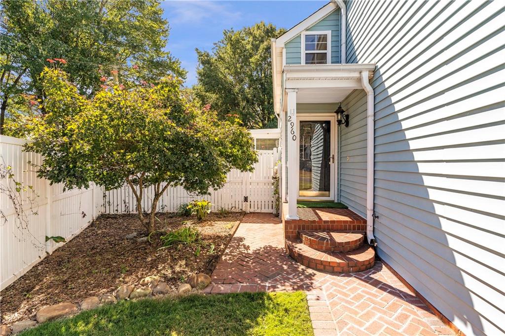 2960 Barnwood Crossing