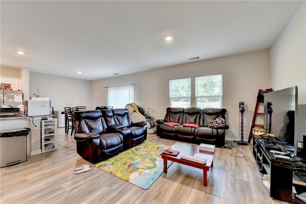 4797 Waxwing Street