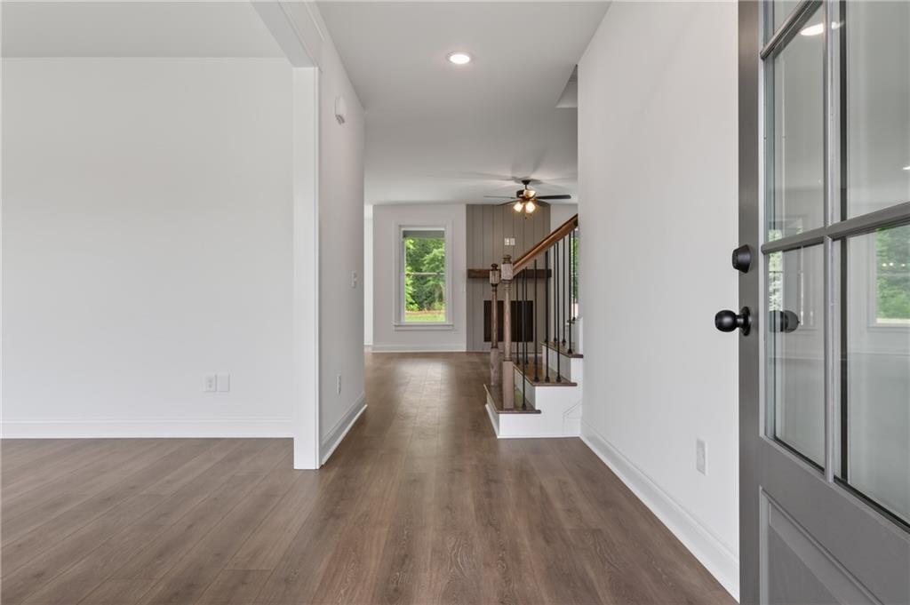 28 CORETTA Court