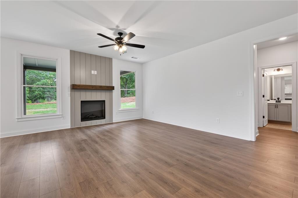 28 CORETTA Court