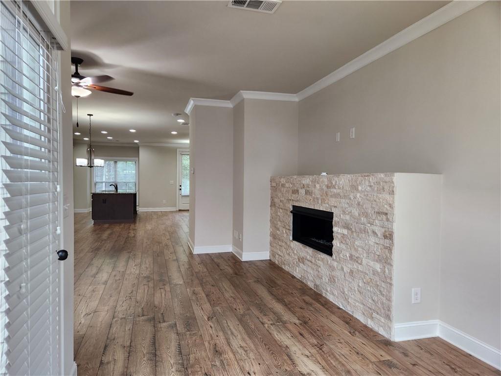 Suwanee Station - Residential Lease