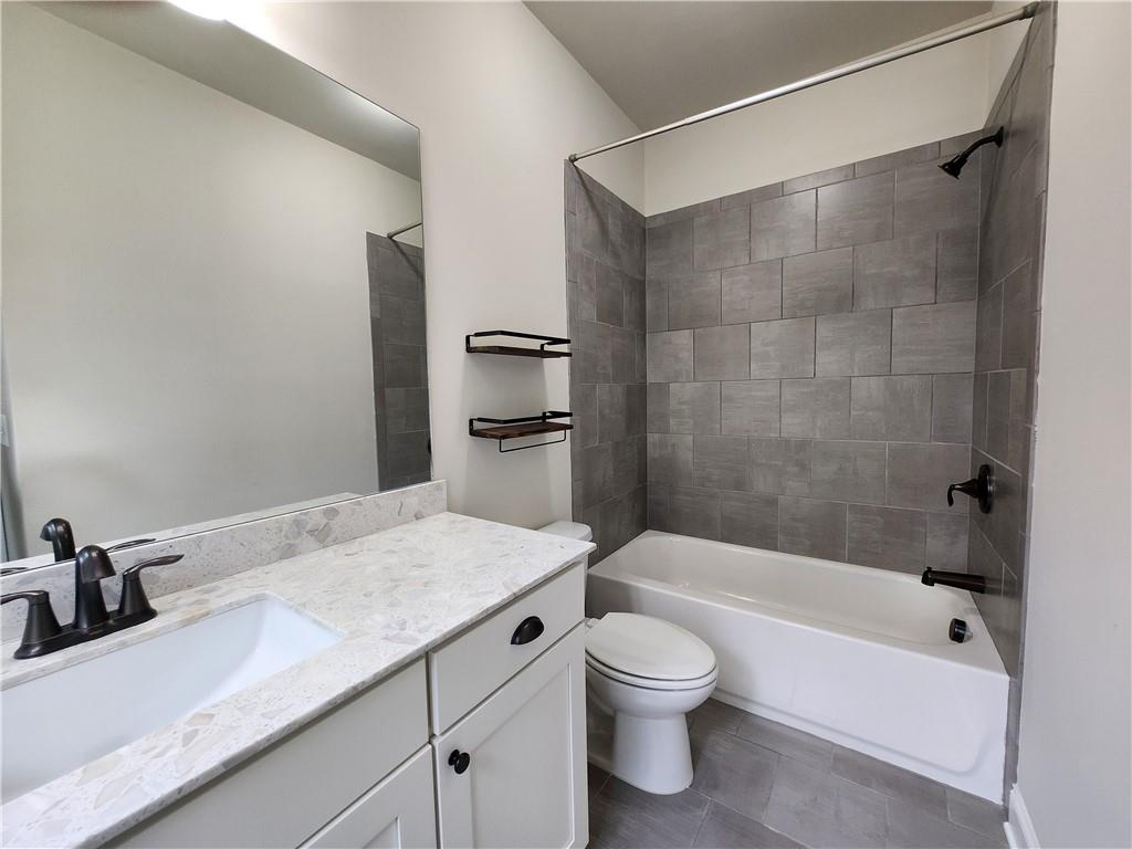 Suwanee Station - Residential Lease