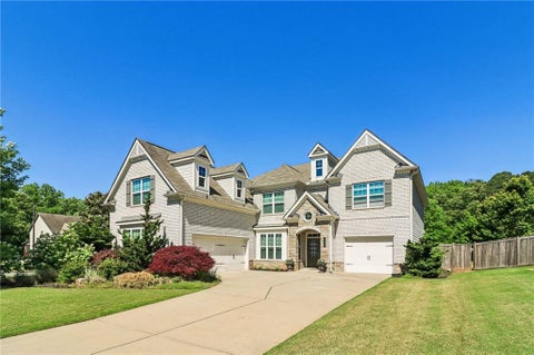 Homes For Sale - 201 Birchin Drive<br/> Woodstock, GA 30188