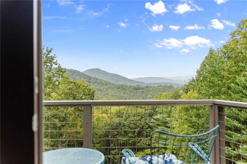 62 High Ridge