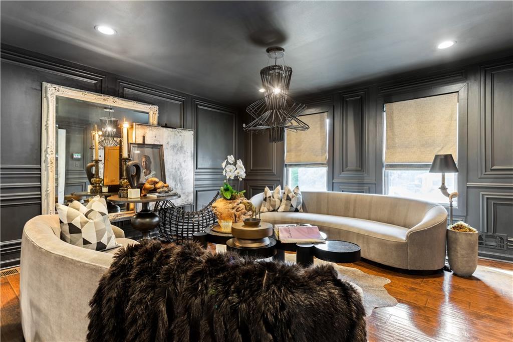 1388 Willow Trail SW
