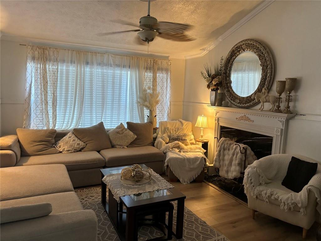 875 Long Branch Circle