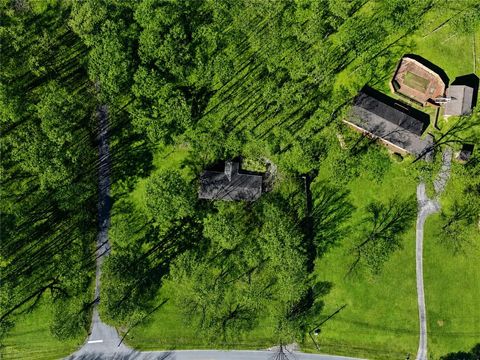 Homes For Sale - 3252 Trickum Road<br/> Woodstock, GA 30188