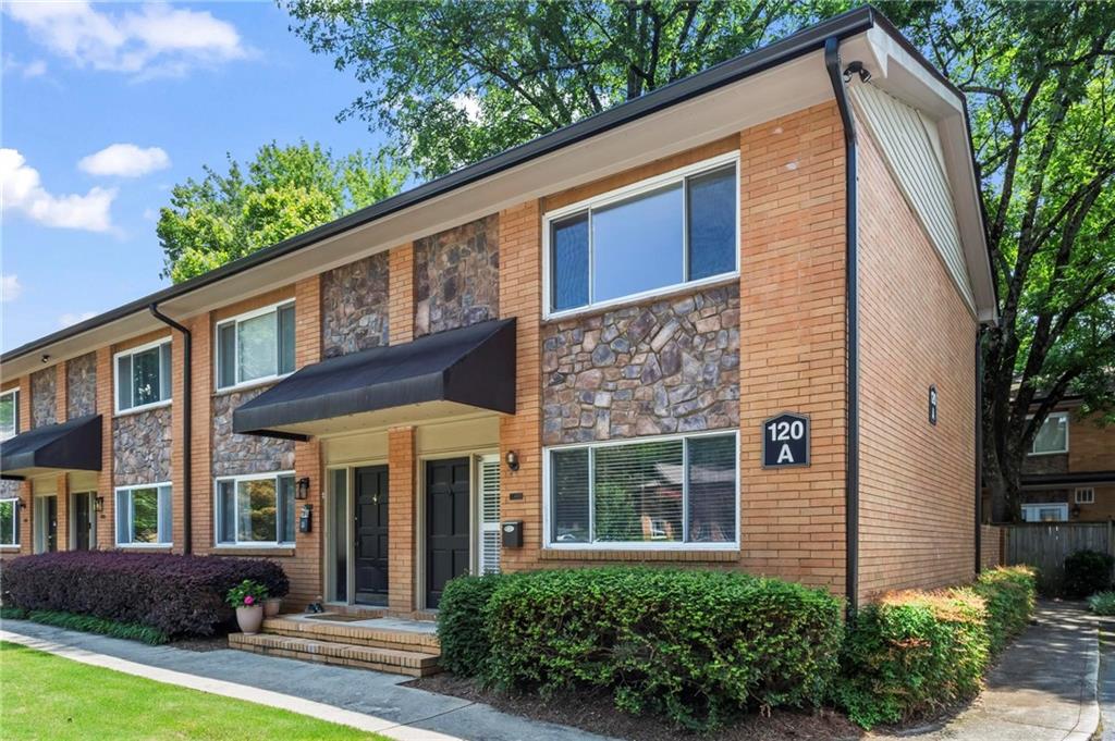 Photo 1 of 27 — 120 Biscayne Drive NW A6, Atlanta, GA 30309