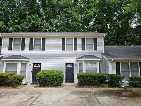 Townhouse For Rent - 1225 Oakplace Drive<br/> Marietta, GA 30008