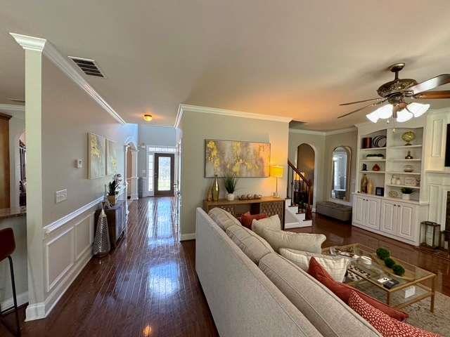 842 Treeline Drive