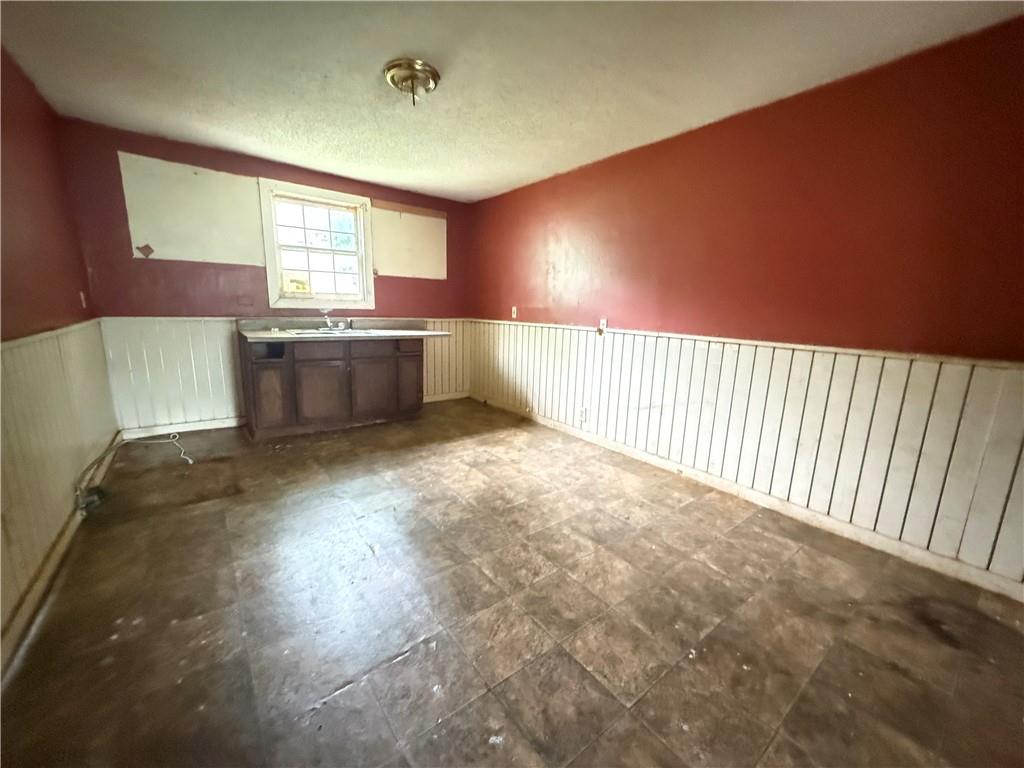 108 College Drive, Barnesville, Georgia image 7