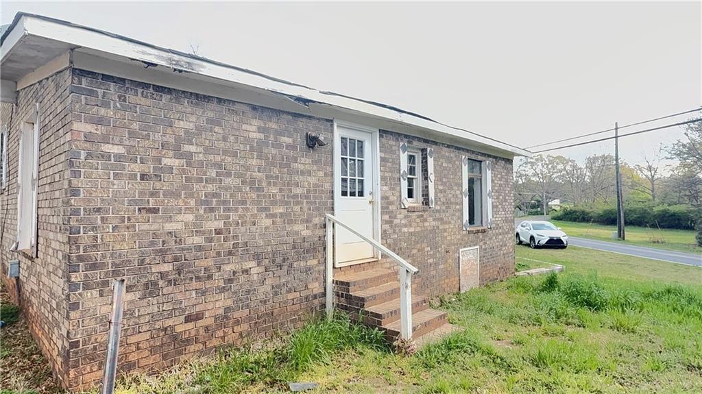 108 College Drive, Barnesville, Georgia image 2
