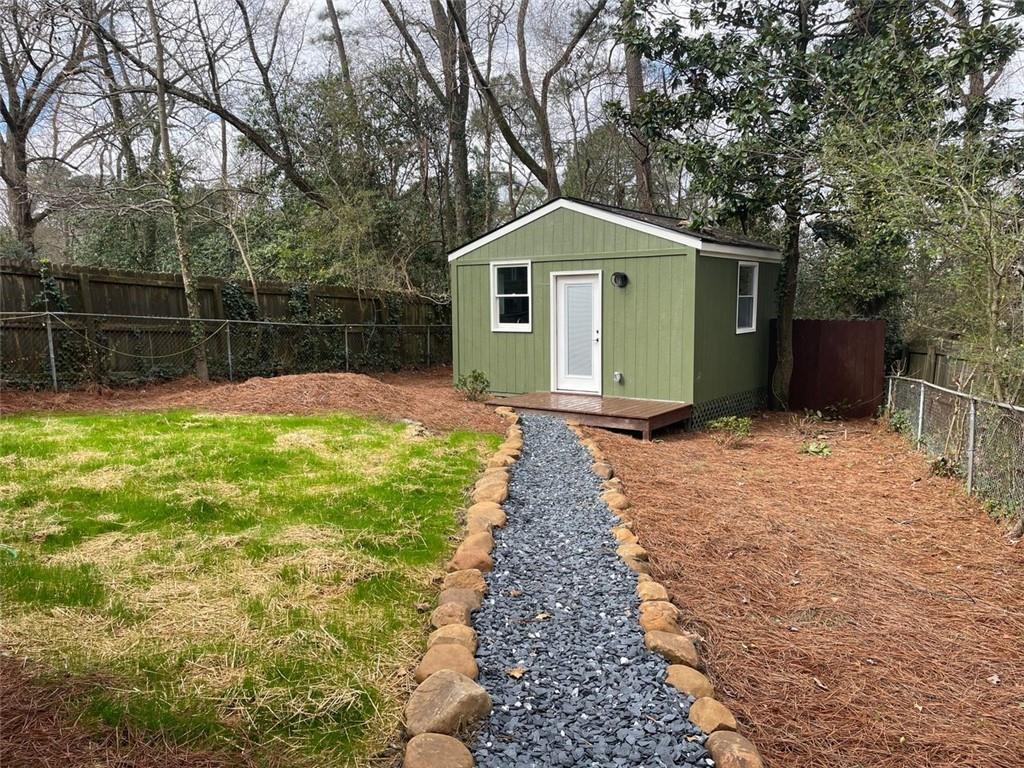 1142 Palafox Drive, Atlanta, Georgia image 16