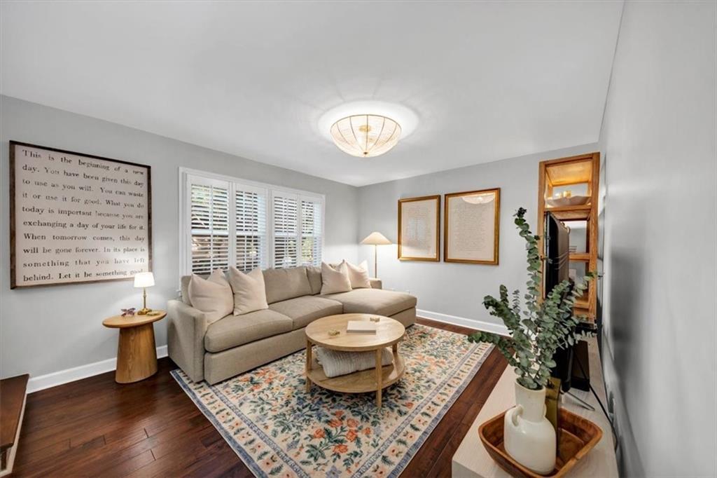 2 Arpege Way NW