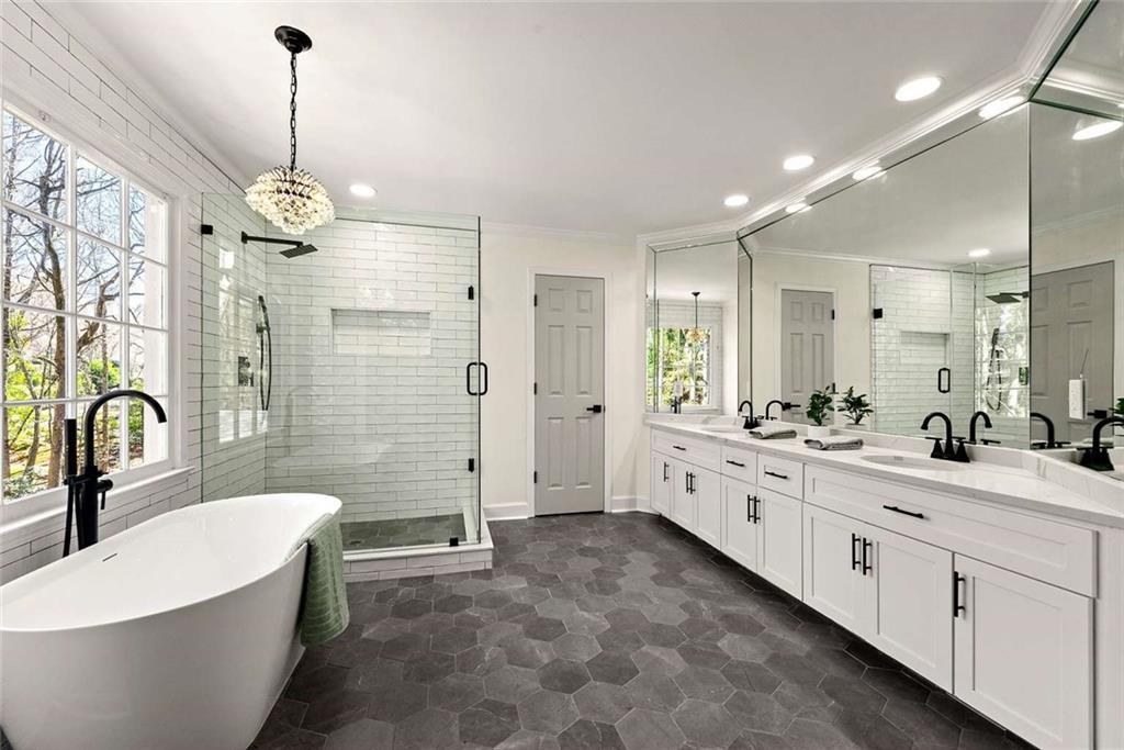 320 Woodlake Court, Alpharetta, Georgia image 16