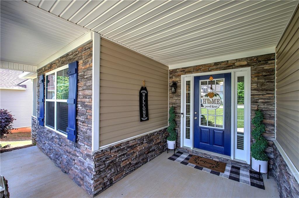 5541 Mulberry Preserve Drive, Flowery Branch, Georgia image 6