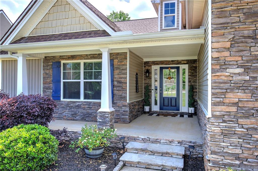 5541 Mulberry Preserve Drive, Flowery Branch, Georgia image 4