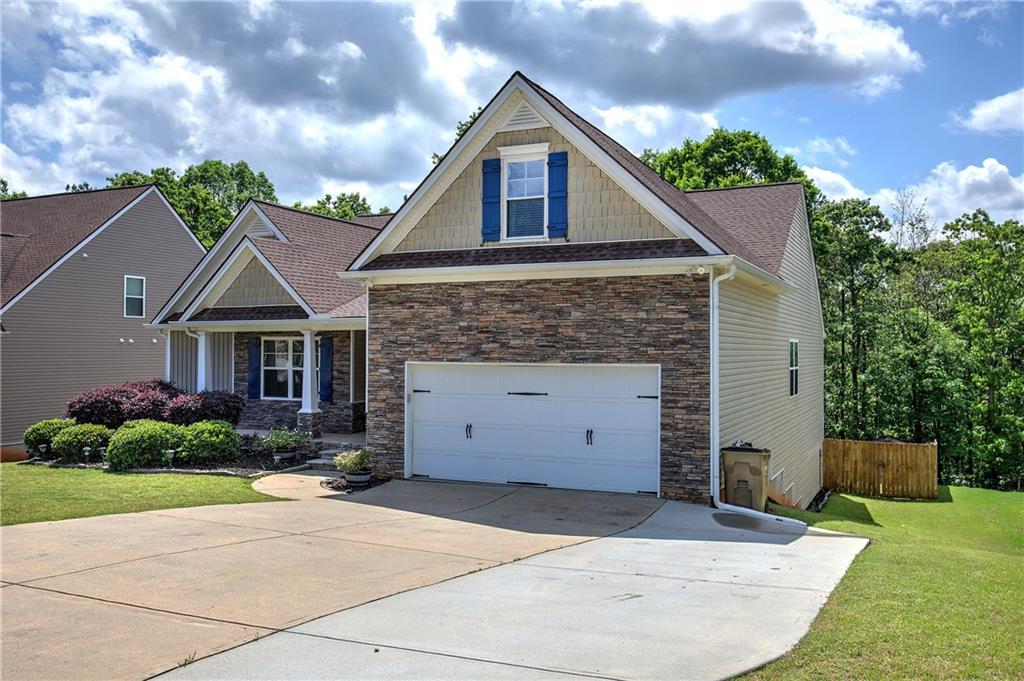 5541 Mulberry Preserve Drive, Flowery Branch, Georgia image 2
