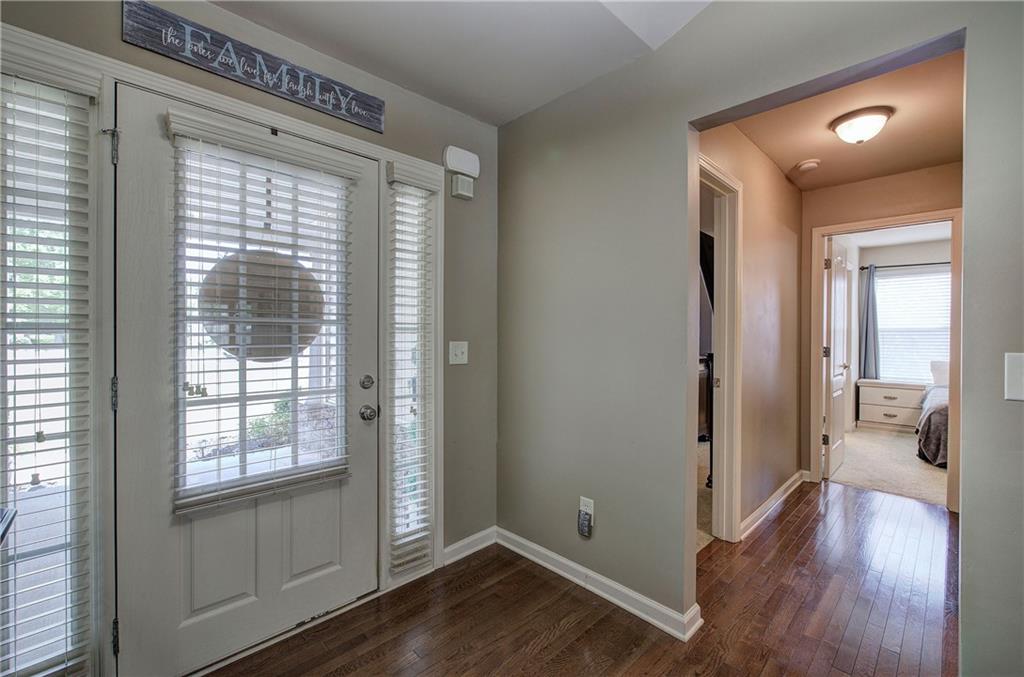 5541 Mulberry Preserve Drive, Flowery Branch, Georgia image 8