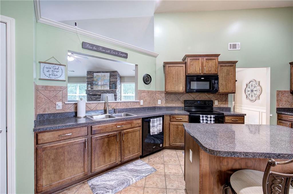 5541 Mulberry Preserve Drive, Flowery Branch, Georgia image 25