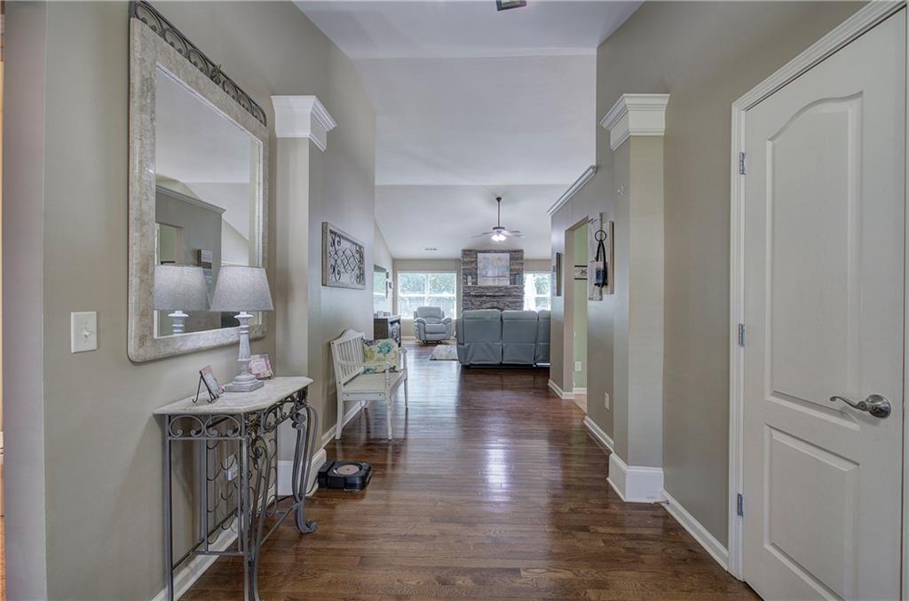 5541 Mulberry Preserve Drive, Flowery Branch, Georgia image 7