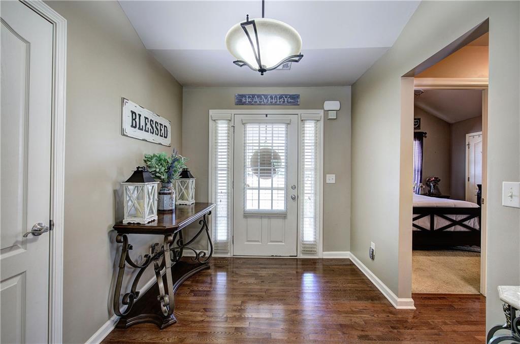 5541 Mulberry Preserve Drive, Flowery Branch, Georgia image 9