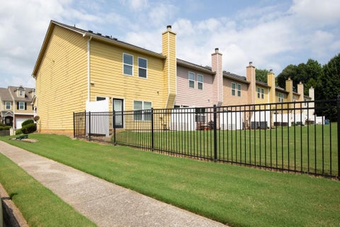 Townhouse For Rent - 45 Providence Oak Court<br/> Gwinnett County, Lawrenceville, GA 30046