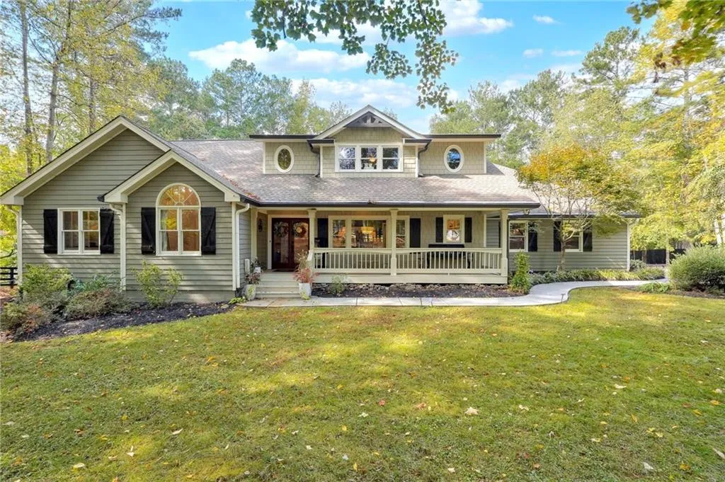 Canton, Georgia 30115, United States, 8 Bedrooms Bedrooms, ,6 BathroomsBathrooms,Residential,Active,69560