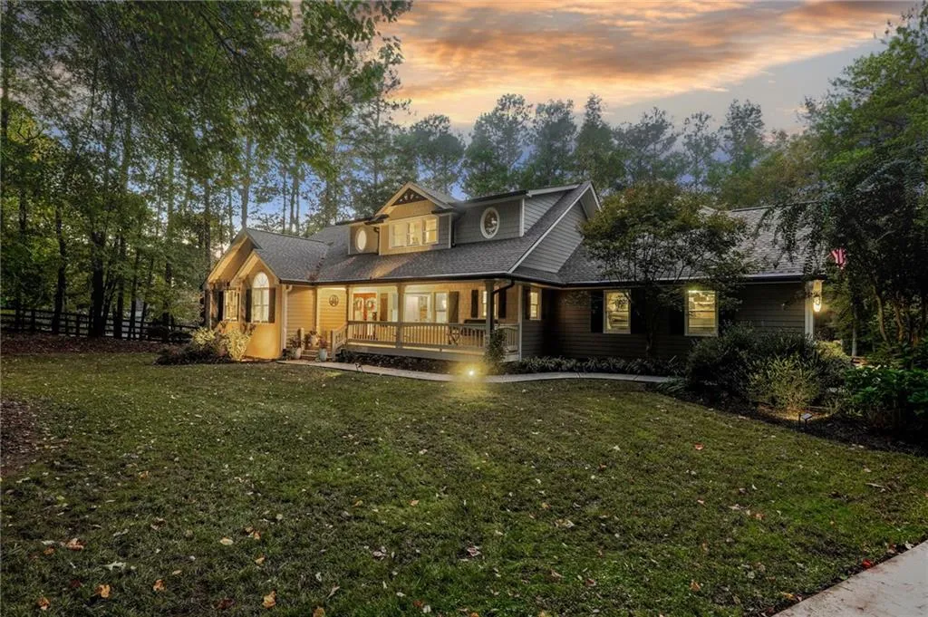 Canton, Georgia 30115, United States, 8 Bedrooms Bedrooms, ,6 BathroomsBathrooms,Residential,Active,69560