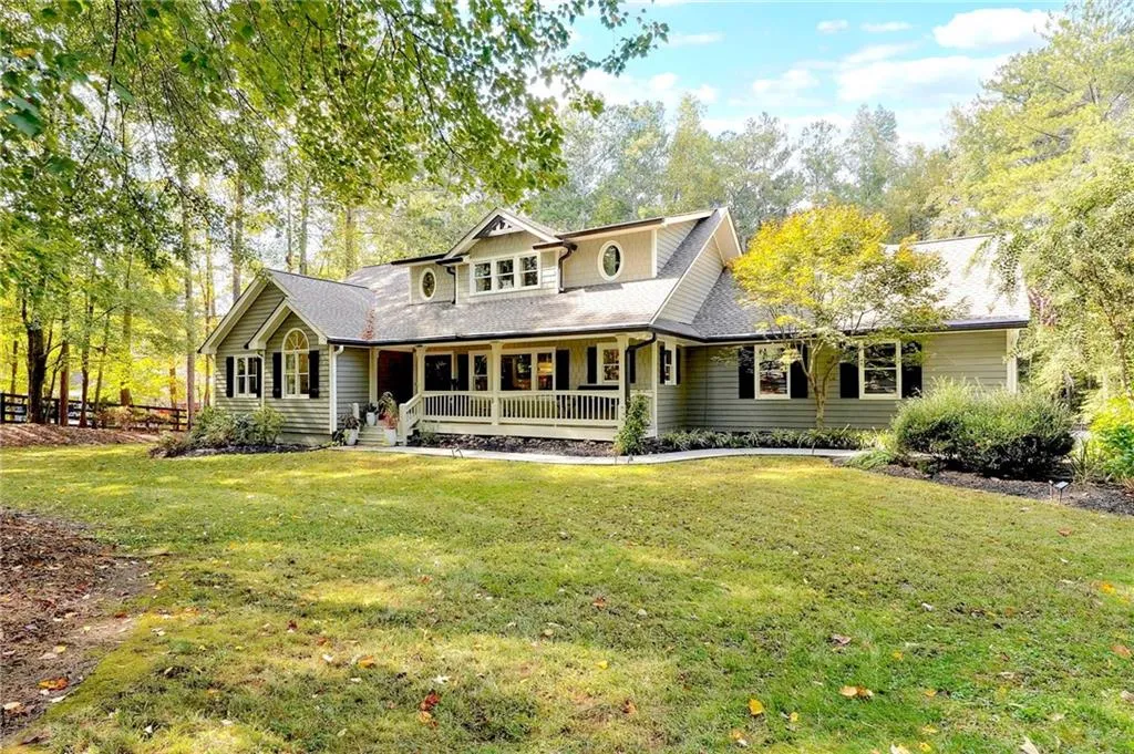 Canton, Georgia 30115, United States, 8 Bedrooms Bedrooms, ,6 BathroomsBathrooms,Residential,Active,69560