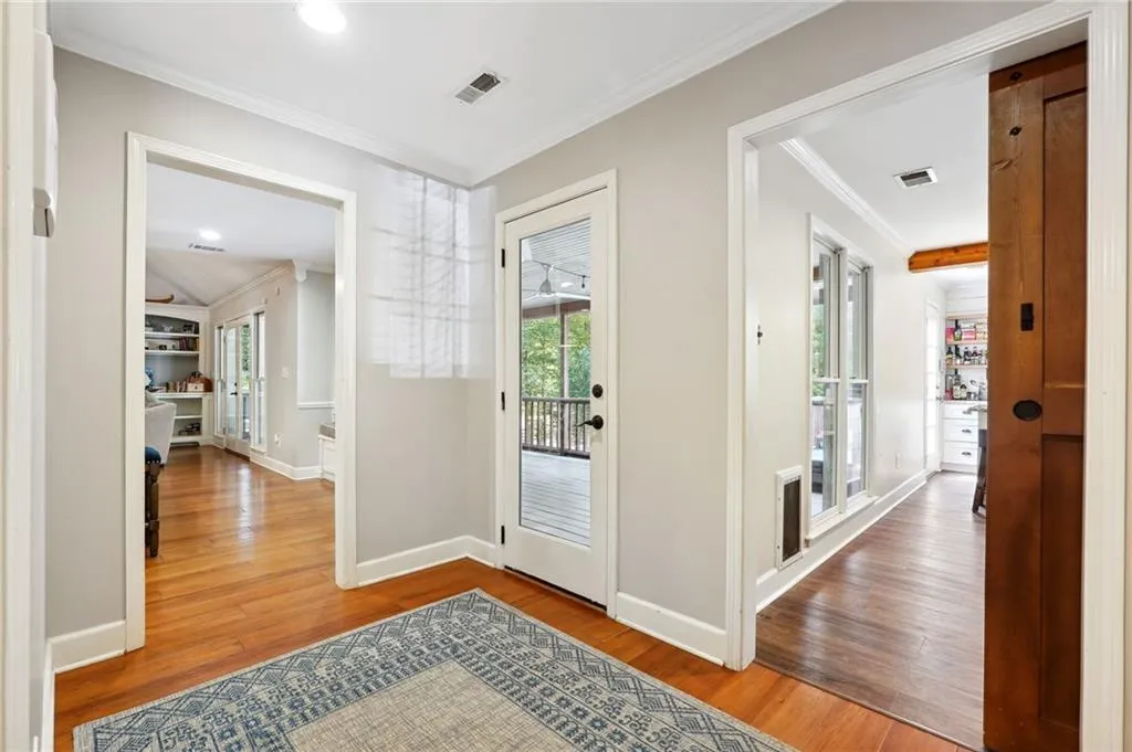 Canton, Georgia 30115, United States, 8 Bedrooms Bedrooms, ,6 BathroomsBathrooms,Residential,Active,69560