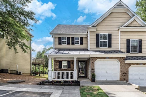 Townhouse For Sale - 434 Colonial Walk<br/> Woodstock, GA 30189