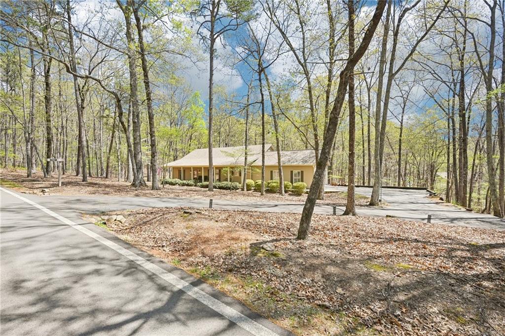 795 Hunters Trace
