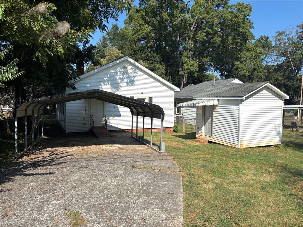 8 Akron Street