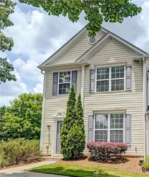 Townhouse For Rent - 4645 Valais Court #158<br/> Alpharetta, GA 30022