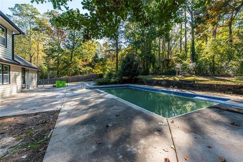 A home in Powder Springs