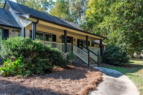 A home in Powder Springs