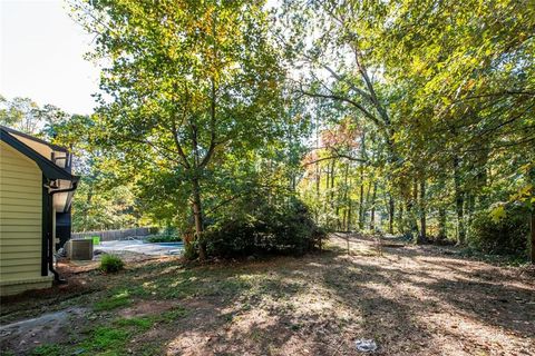 A home in Powder Springs