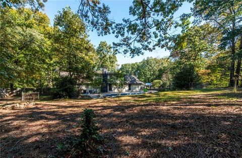 A home in Powder Springs