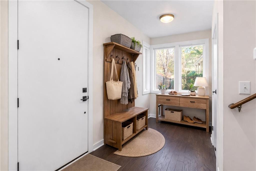 415 Gartrell Street SE 1