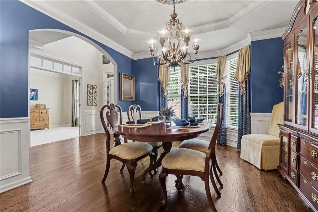 669 Grand Folia Court NE